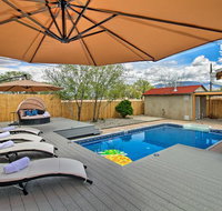 Luxury Albuquerque Home with Pool, Deck, & Hot Tub! - Accommodation Indiana