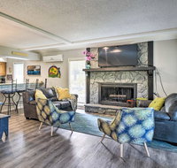 Margaritaville Home with Pvt Hot Tub on Golf Course! - Accommodation Indiana