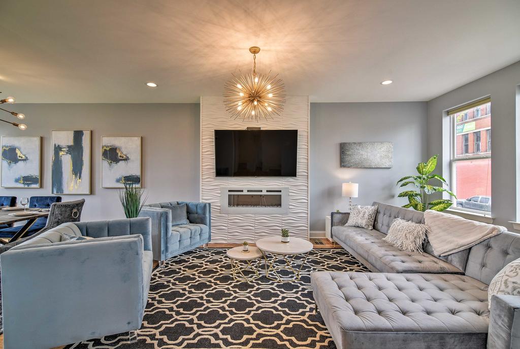 Memphis Townhome W/Rooftop, Walk To Beale St. - thumb 0