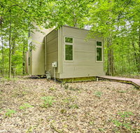 Modern Michigan City Cabin about 5 Miles to Beach - Accommodation Indiana