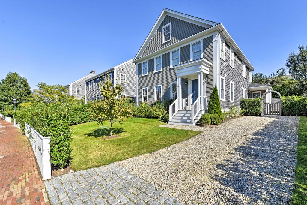 Modern Nantucket Getaway With Patio & Pool Access! - thumb 2