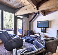 Mtn-View Condo 3 Mi to Alpine Meadows and Squaw Valley - Accommodation Indiana