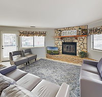 New Listing Oceano Getaway - Walk to Beach home - Accommodation Indiana