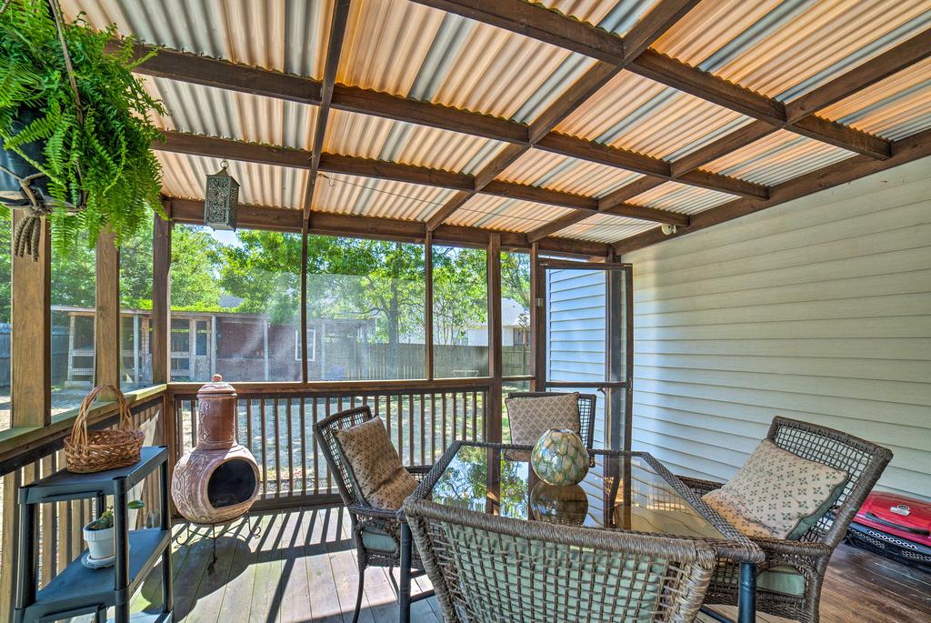 Oak Island Home With Fenced Yard-Walk To Long Beach! - thumb 1