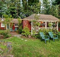Packwood Farmhouse with Hot Tub & Fire Pit on 8 Acres - Accommodation Indiana
