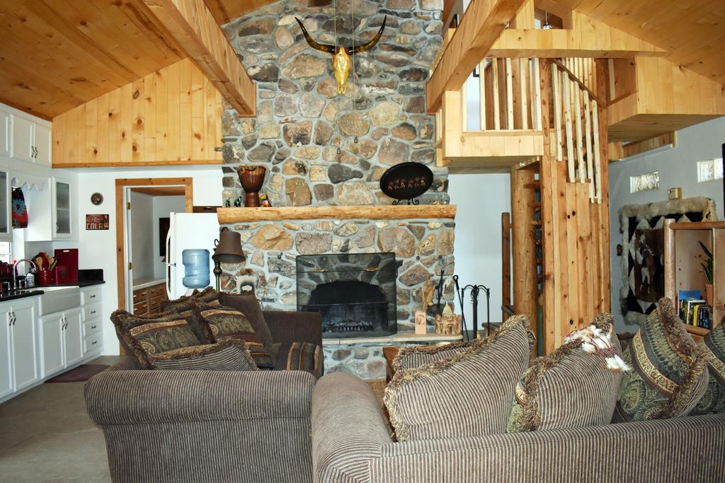 Peterson Pines Guesthouse - thumb 1