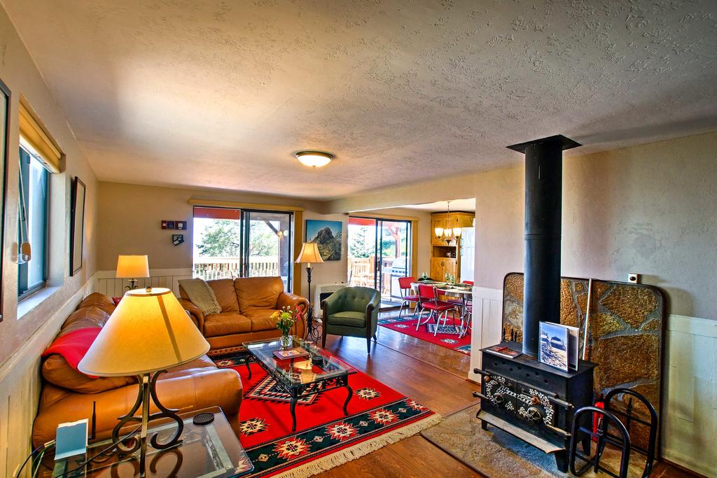 Prescott Forest Cabin On Mtn Dirt Road-8 Mi To DT! - thumb 3