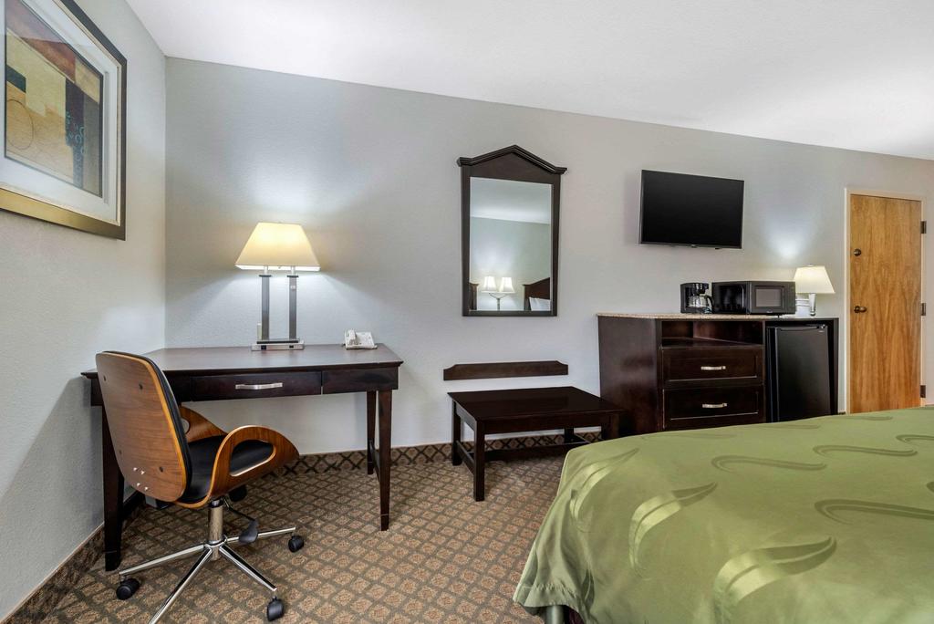 Quality Inn Fort Wayne - thumb 2