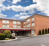 Ramada by Wyndham Ligonier - Accommodation Indiana