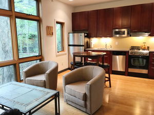 Relax And Unwind At The Cottage In The Woods