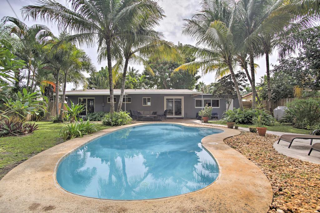 Renovated Oakland Park Home With Yard, Patio And Pool! - thumb 1