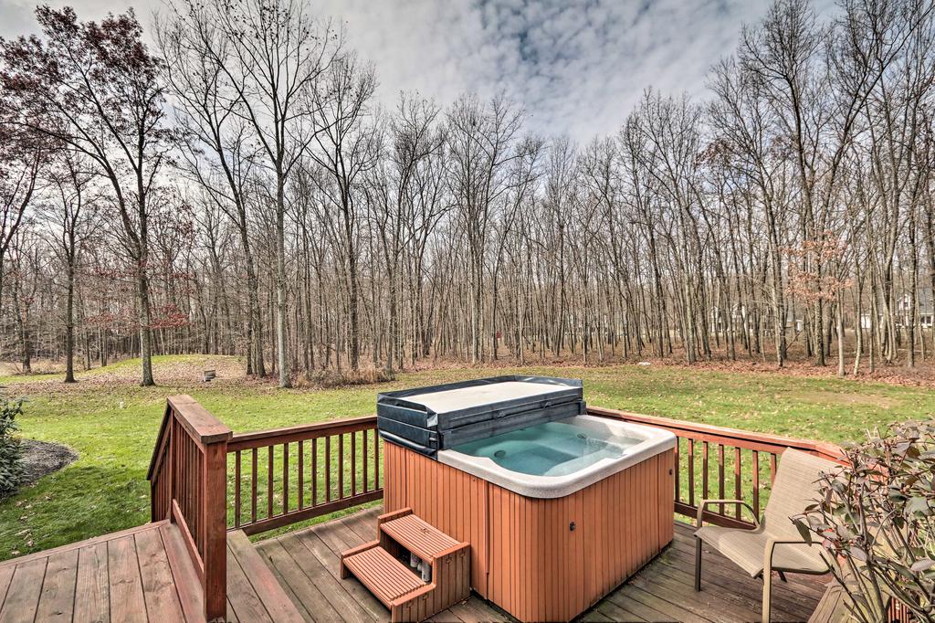 Resort Home, Walk To Raceway Less Than 6 Mi To Big Boulder! - thumb 2