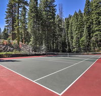 Riverfront Alpine Meadows Resort Townhome with Pool - Accommodation Indiana