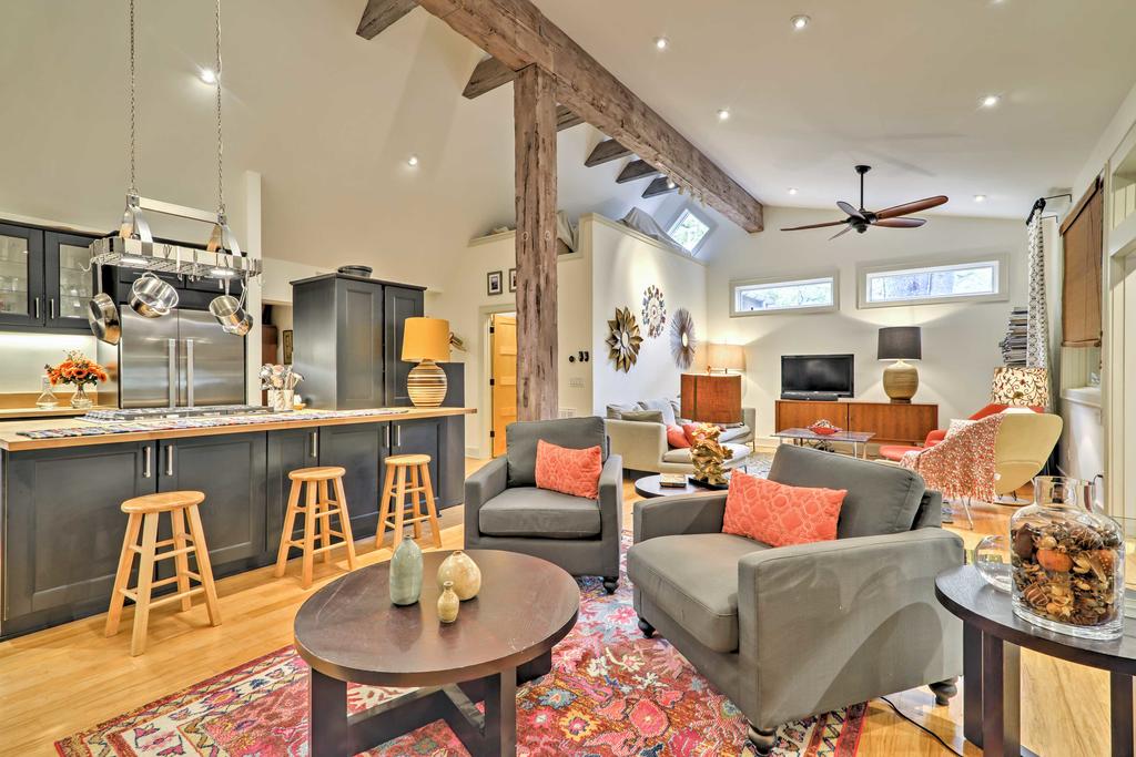 Riverfront  Bat Cave Luxury Artists House! - thumb 3