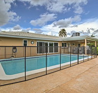 Riviera Beach Home with Pool - Walk to Beach - Accommodation Indiana