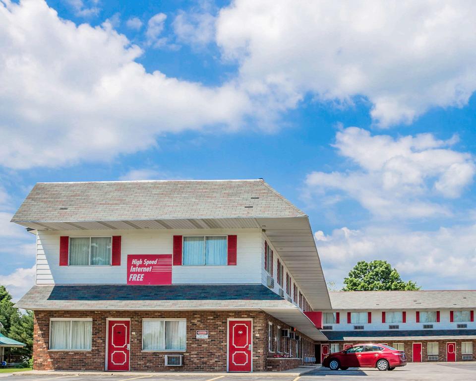 Rodeway Inn Kalkaska - thumb 0