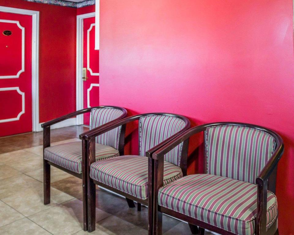 Rodeway Inn Kalkaska - thumb 3