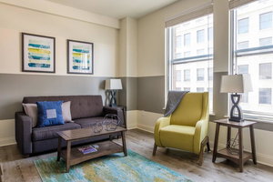Signature Downtown 2BR Apartments By Frontdesk