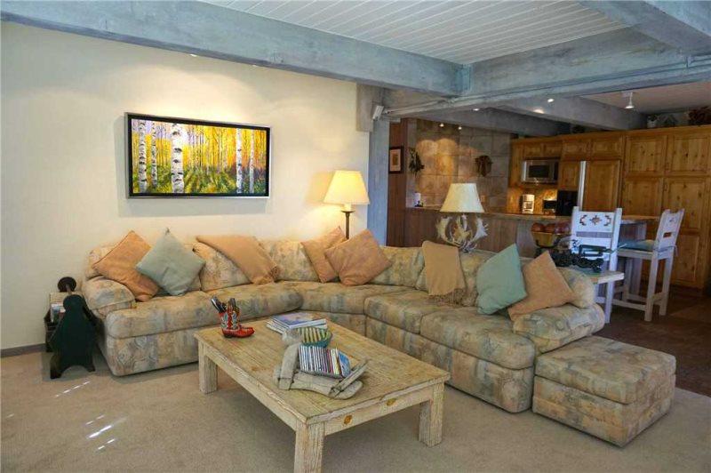 Snowmass Village, 2 Bedroom At The Enclave - Ski-in Ski-out With Airport Transfers - thumb 2