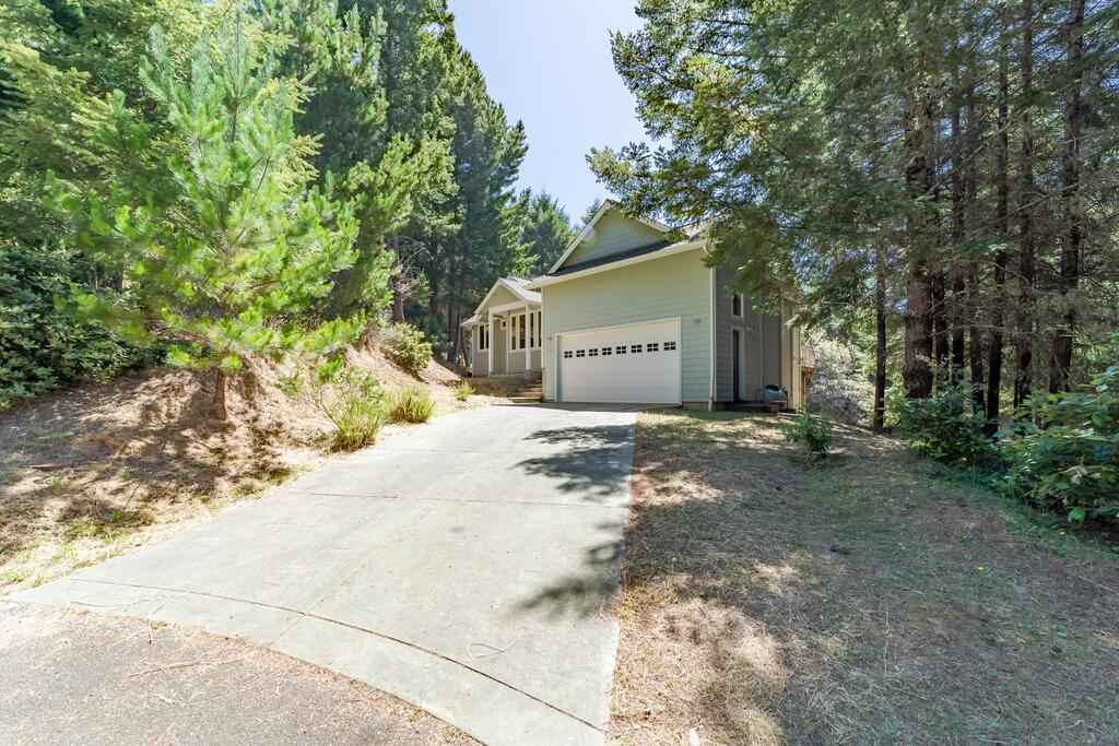 Solitude By The Sea - thumb 1