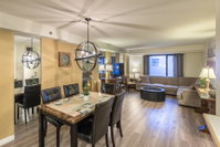 Stay Together on The Strip - 2 Bedroom Suite Accommodation Indiana