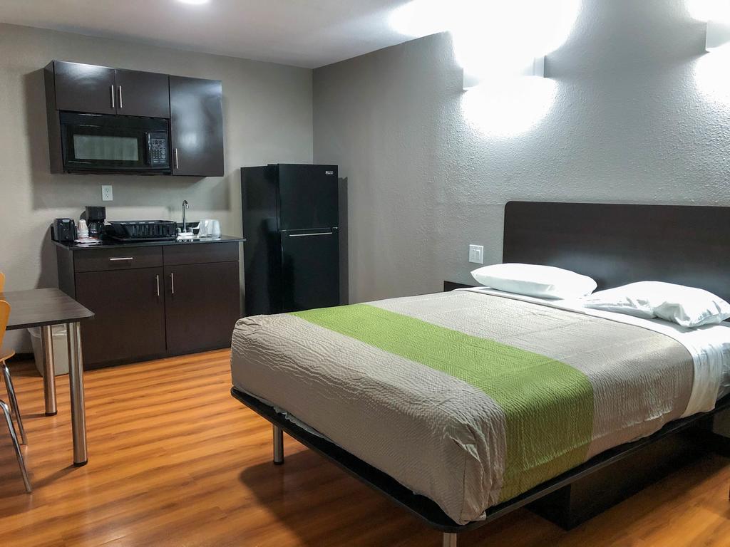 Studio 6 Wichita, Ks- Airport - thumb 2