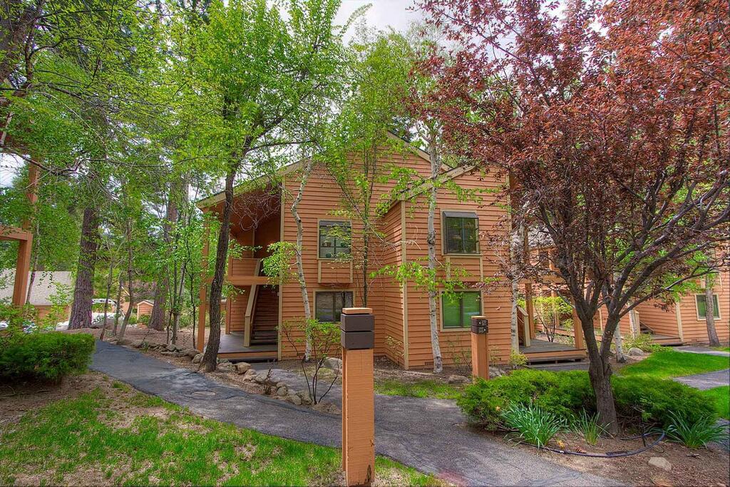 Tahoe Pines Chateau By Lake Tahoe Accommodations - thumb 1