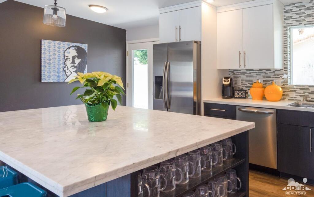 The Estate At Palm Desert - thumb 3