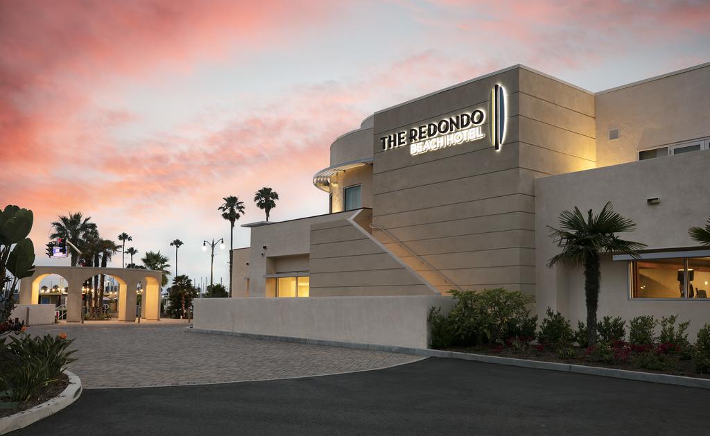 The Redondo Beach Hotel - thumb 2
