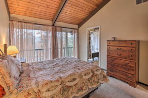 Unique Plymouth Home With Stunning Views And Deck!