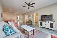 Updated Apt. - 1mi to Western Kentucky Univ. Accommodation Indiana