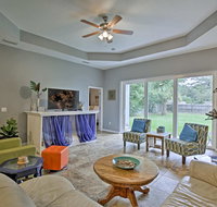 Updated Downtown Dunedin Home - Walk to CafesMore - Accommodation Indiana