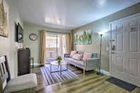 Updated Flamingo Palms Condo - 2 Mi to Vegas Strip Accommodation Indiana