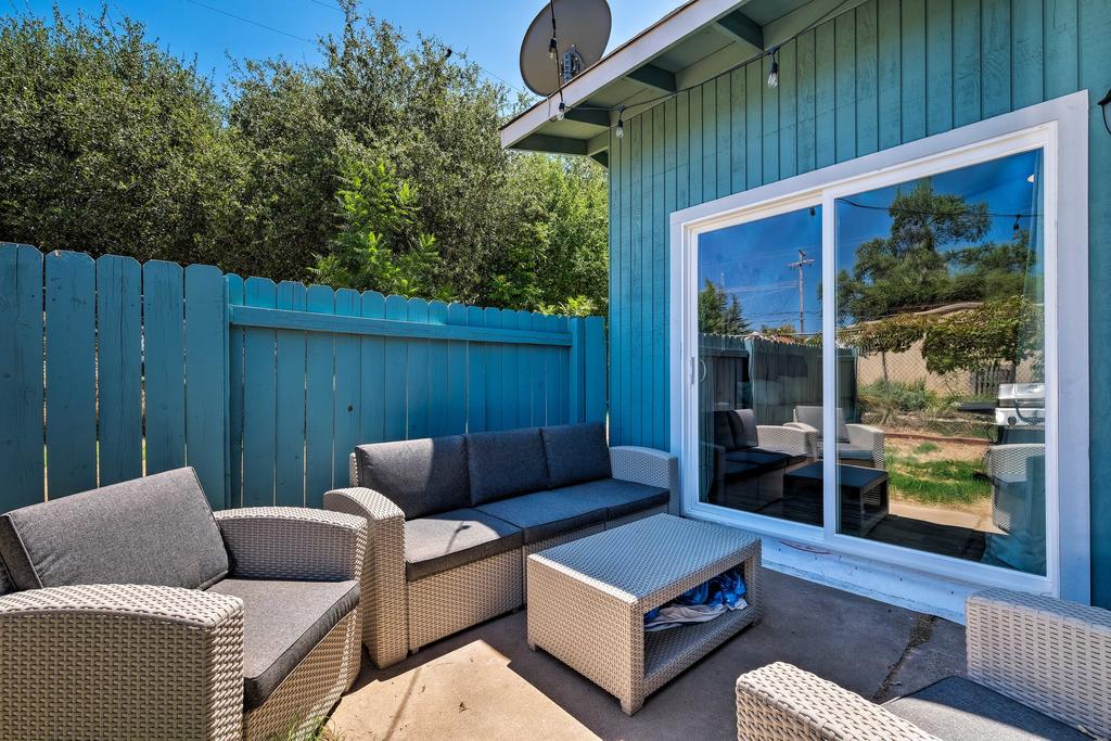 Updated Jamestown Home, Walk To Downtown! - thumb 0