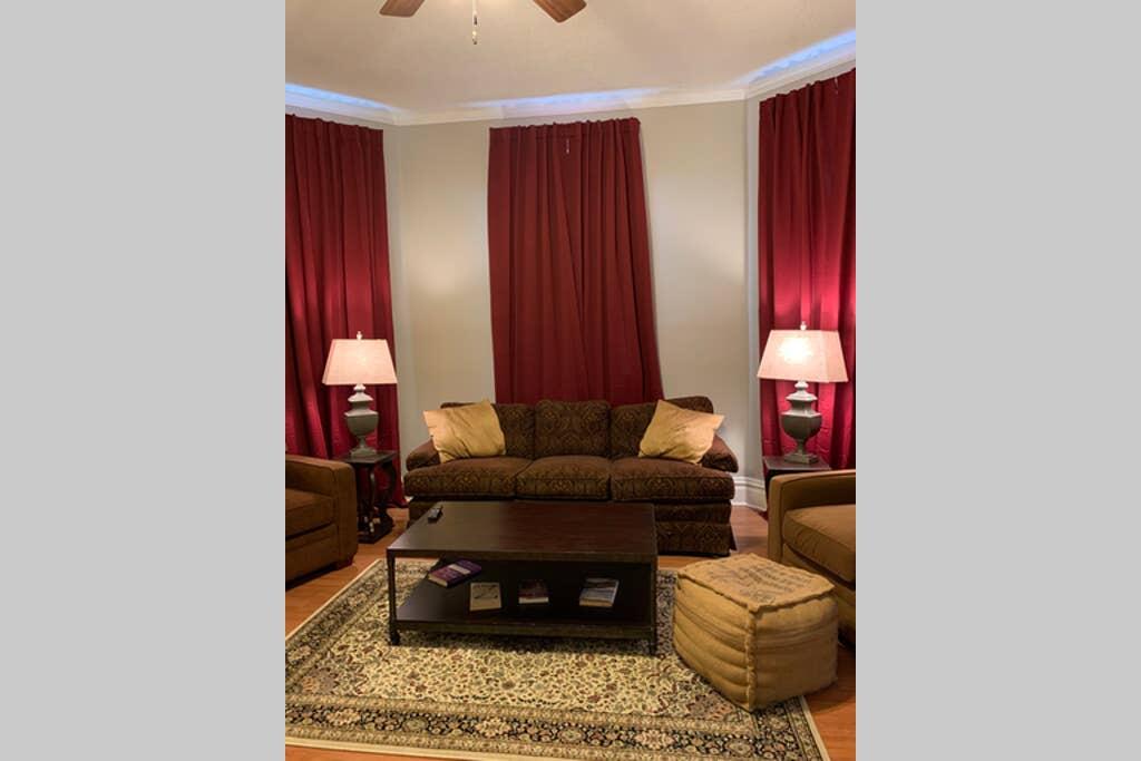 Upscale Open Concept Apt. Haynies Corner Downtown - thumb 2