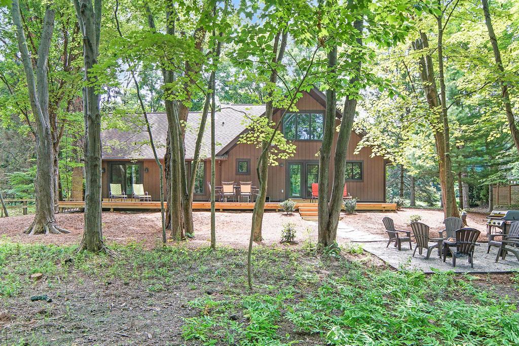 Wake Robin - thumb 0