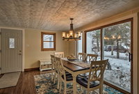 Waterfront Green Bay Cottage with Stunning Views Accommodation Indiana