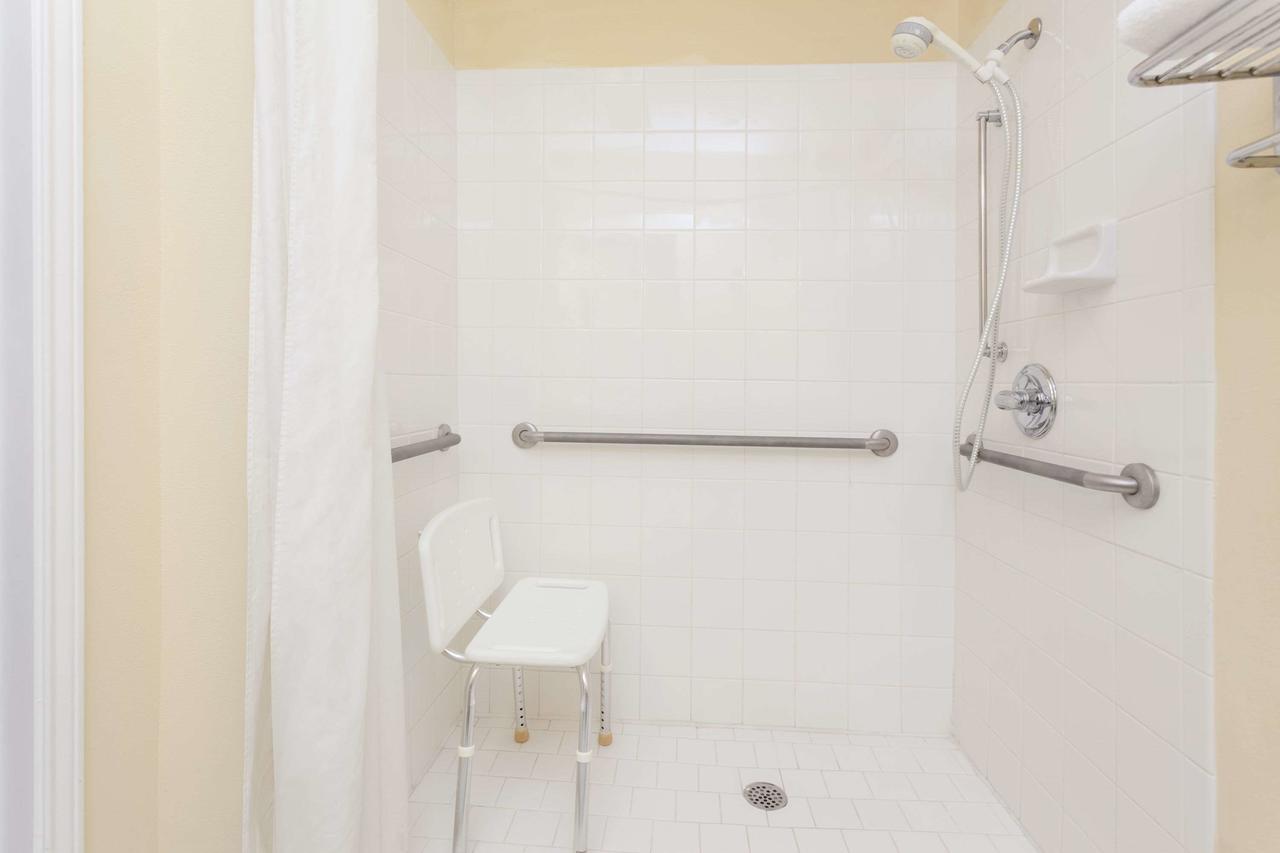 Baymont By Wyndham Decatur - thumb 35