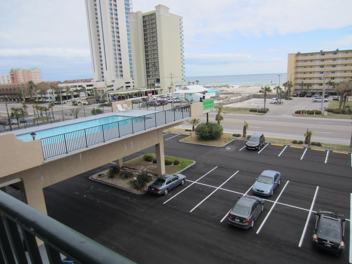 Beachside Resort Hotel - thumb 24