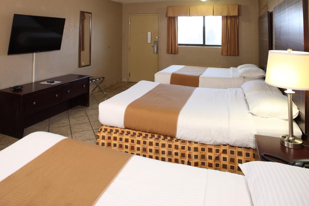 Beachside Resort Hotel - thumb 8