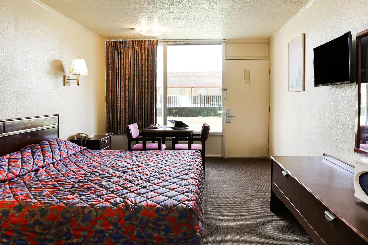 Hotel Opelika I-85 Columbus Pkwy - thumb 9