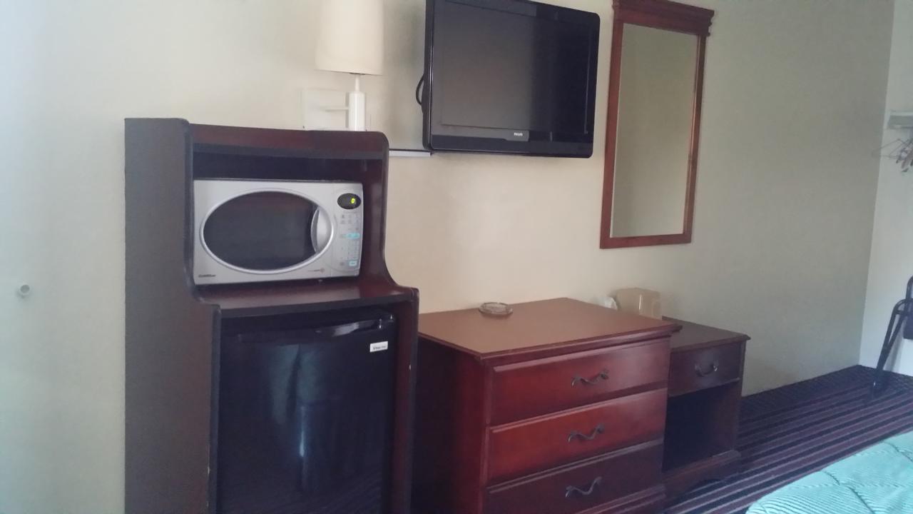 Carpet Inn - thumb 1