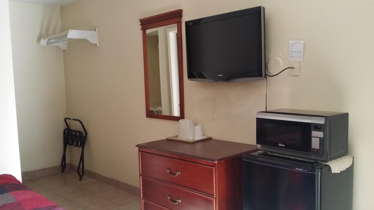 Carpet Inn - thumb 5