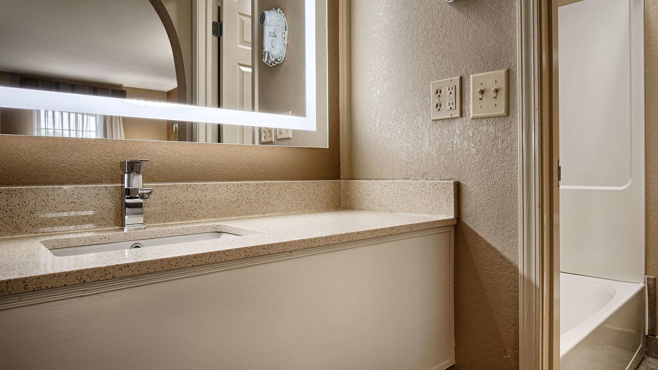 Best Western Catalina Inn - thumb 9