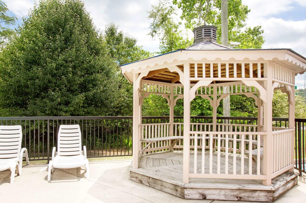 Ramada By Wyndham Pelham - thumb 34