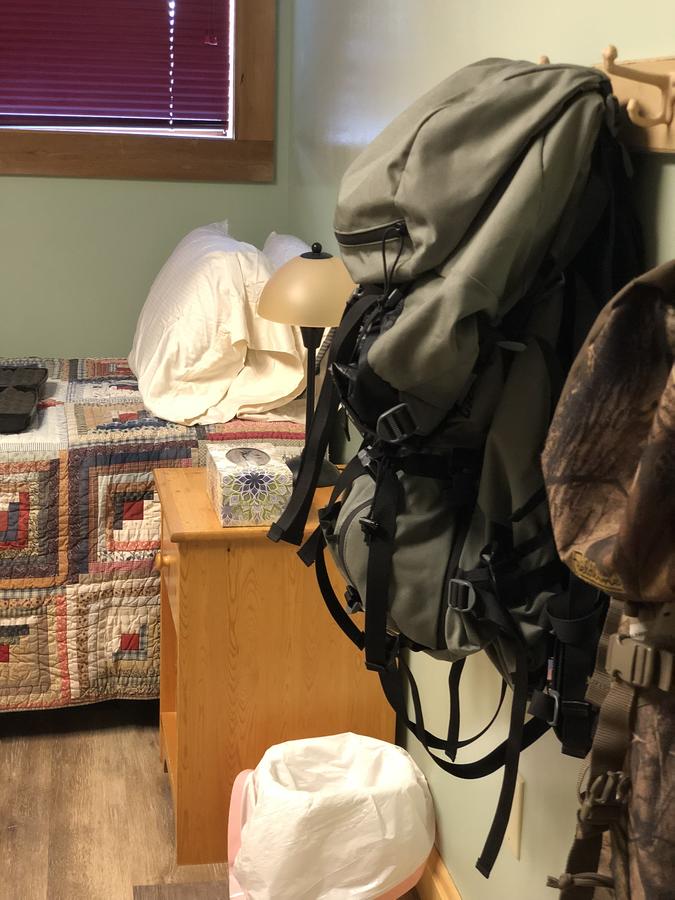 Sawing Logzz Bed And Breakfast - thumb 35