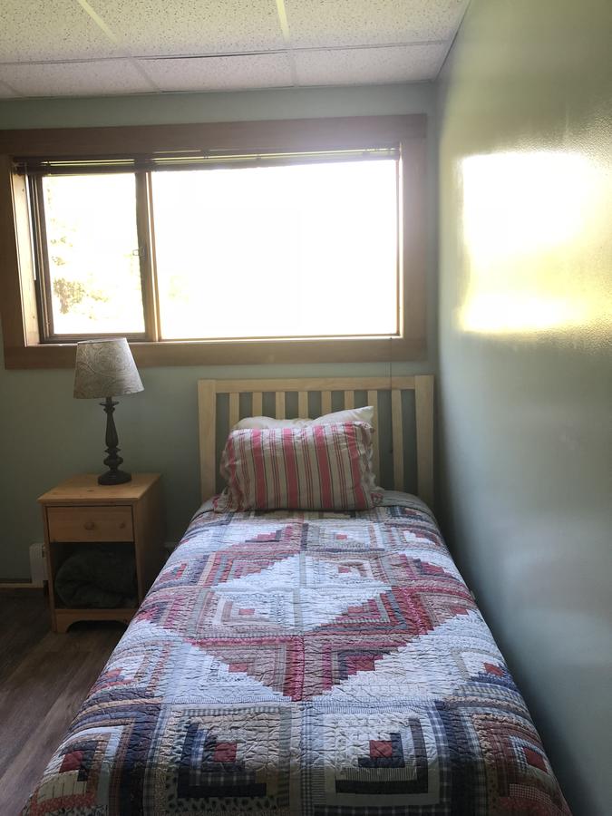 Sawing Logzz Bed And Breakfast - thumb 18