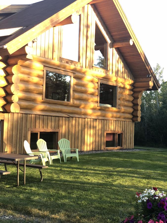 Sawing Logzz Bed And Breakfast - thumb 11