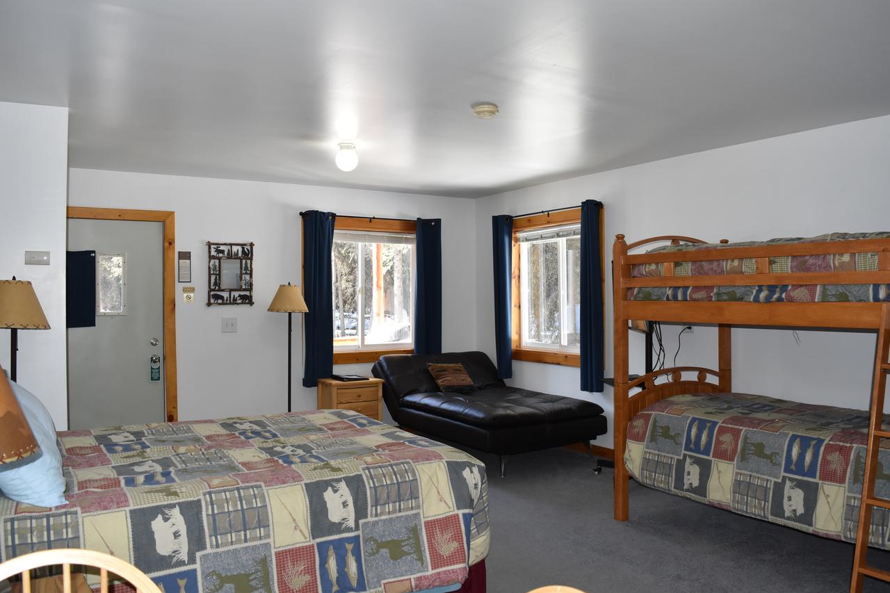 Backwoods Lodge - thumb 10