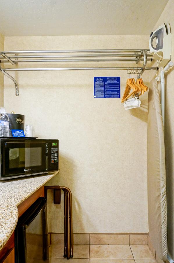 Hotel Tempe/Phoenix Airport InnSuites Hotel & Suites - thumb 23